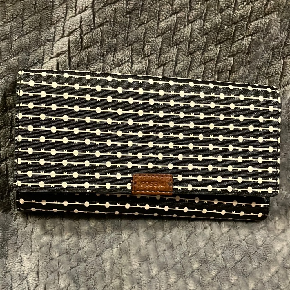 FOSSIL Wallet
